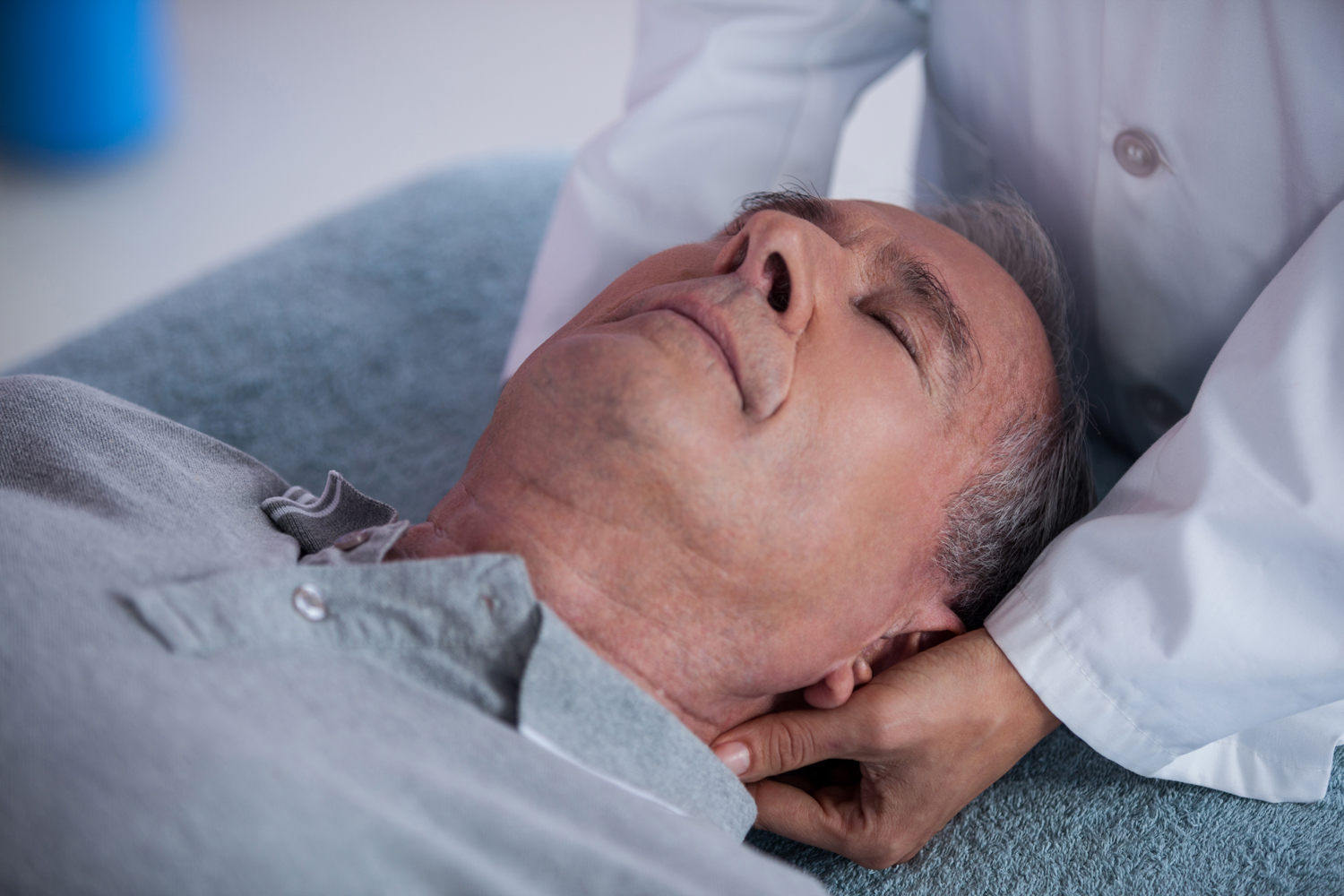 Using Acupuncture and Massage to Manage Side Effects