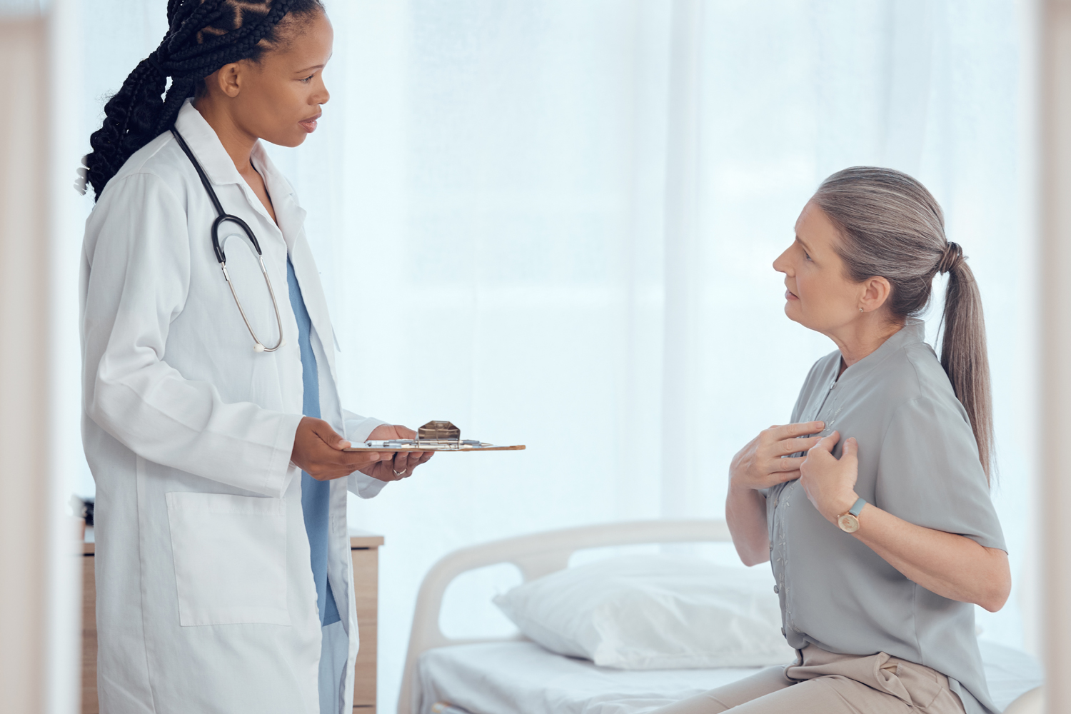 How should I describe my cancer pain to my doctor?