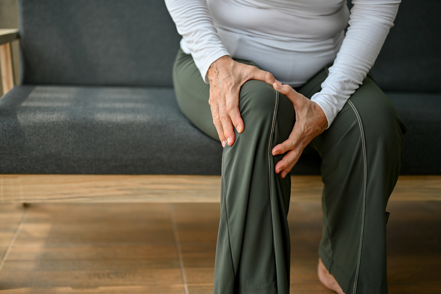 The Week in Cancer News: Bone Pain in Breast Cancer and Treatment Escalation in Lung Cancer